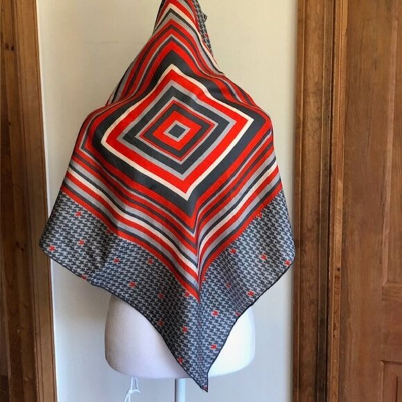 ECHO Silk Gray Red Square Scarf Vintage - Picture 11 of 16